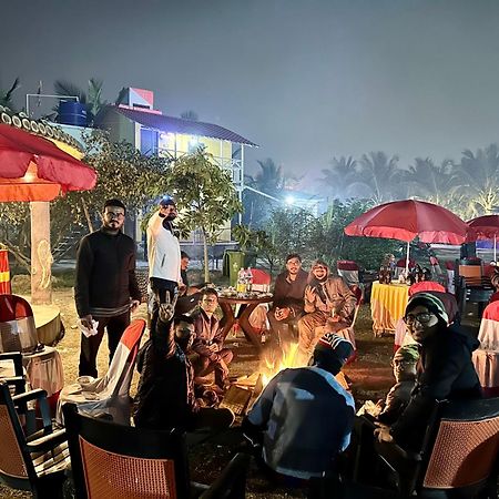 Palli Bangla Resort, Near Ruby Hospital, Anandapur Колката Екстериор снимка
