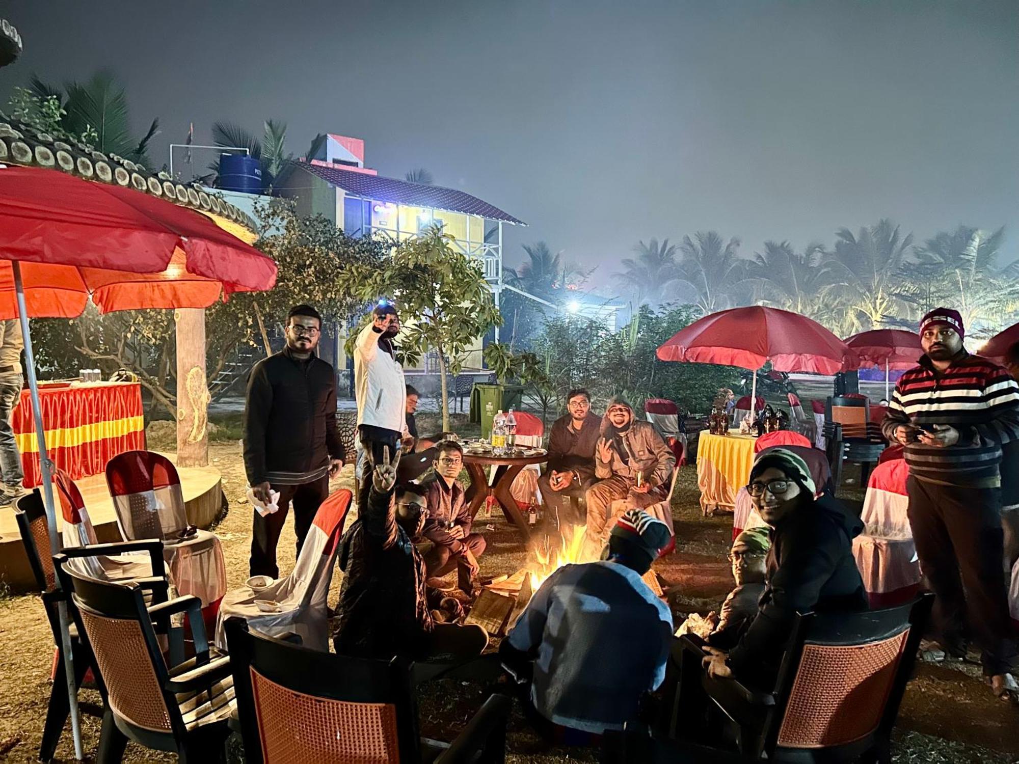 Palli Bangla Resort, Near Ruby Hospital, Anandapur Колката Екстериор снимка