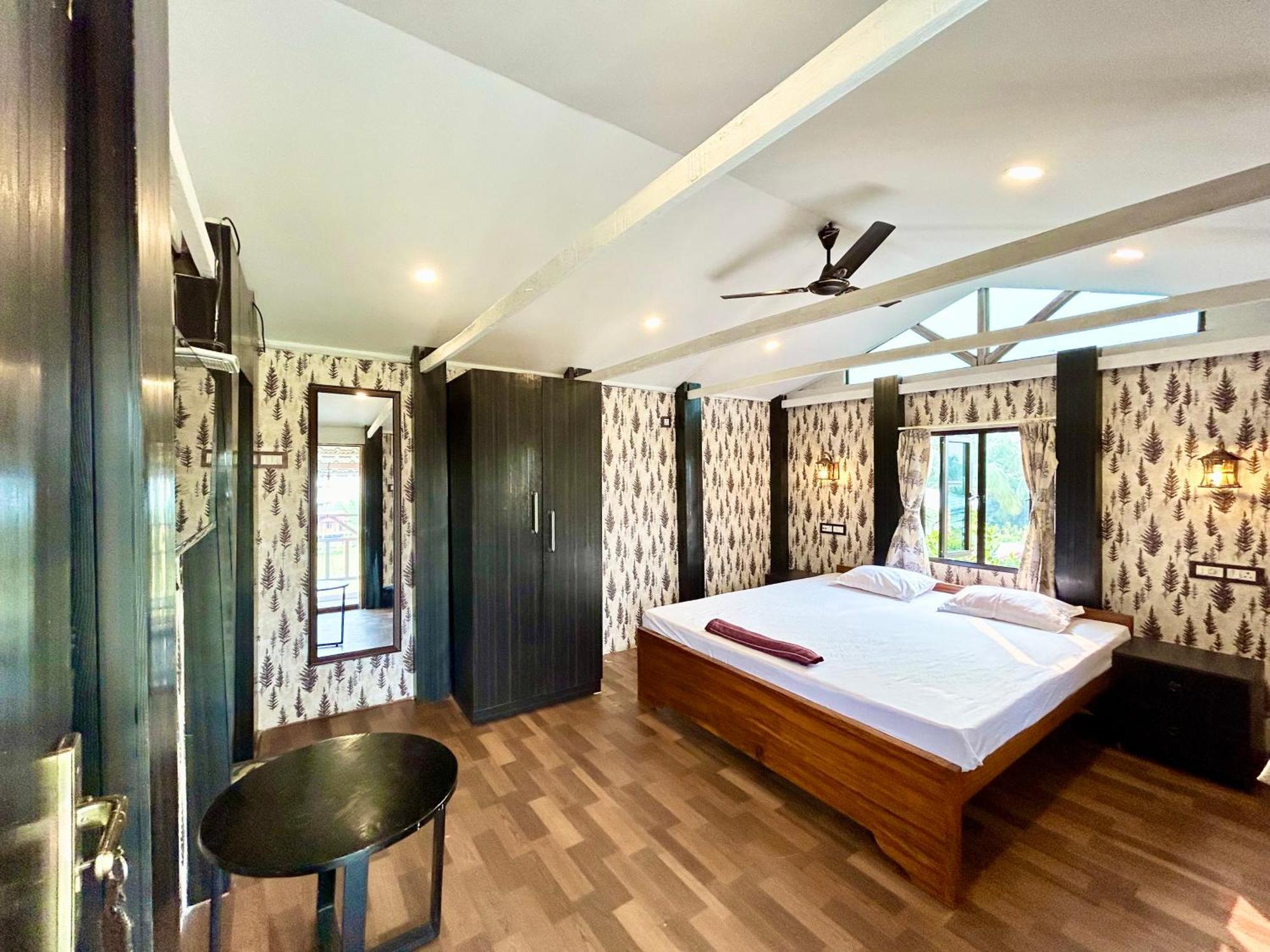 Palli Bangla Resort, Near Ruby Hospital, Anandapur Колката Екстериор снимка