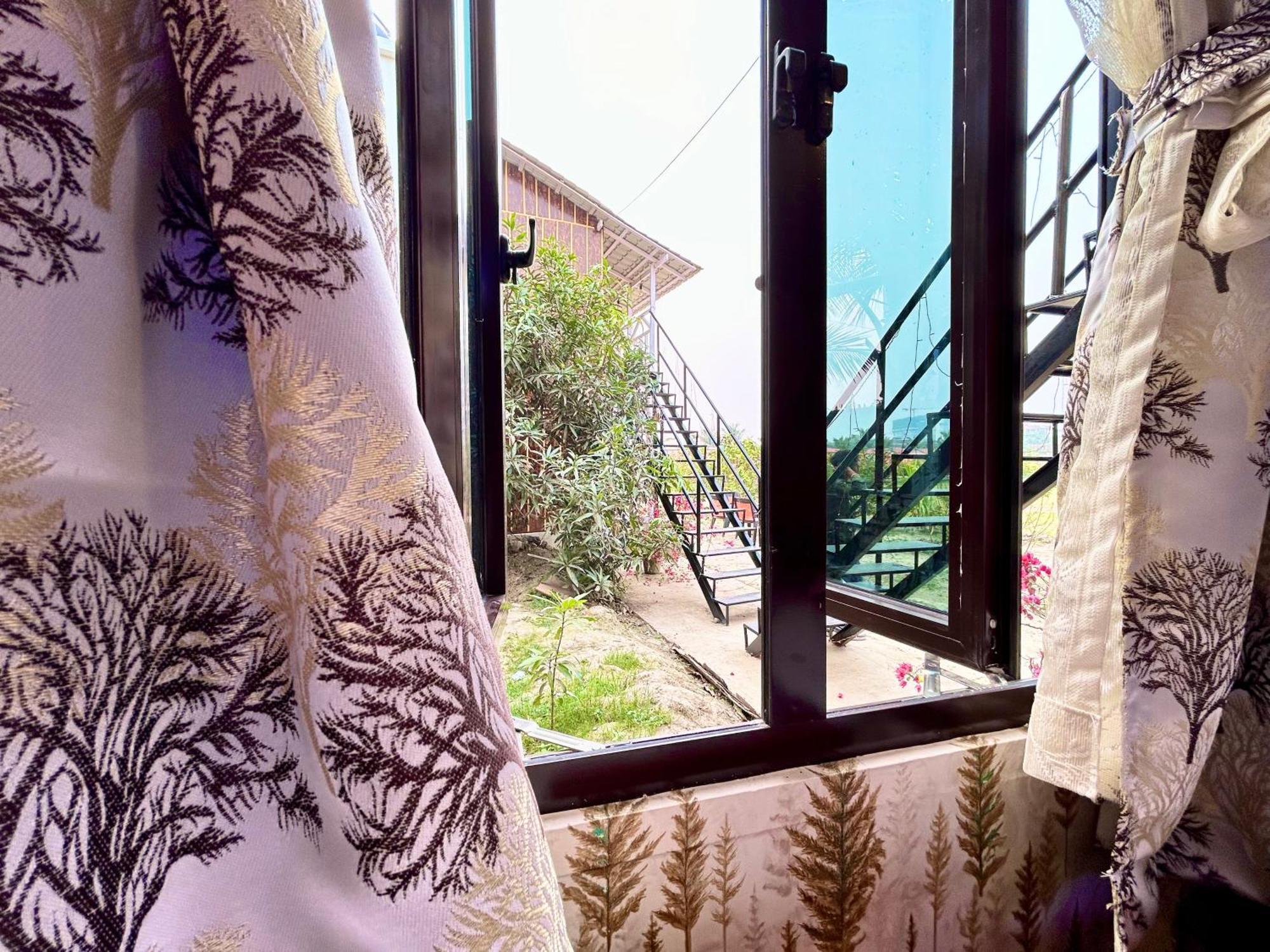 Palli Bangla Resort, Near Ruby Hospital, Anandapur Колката Екстериор снимка