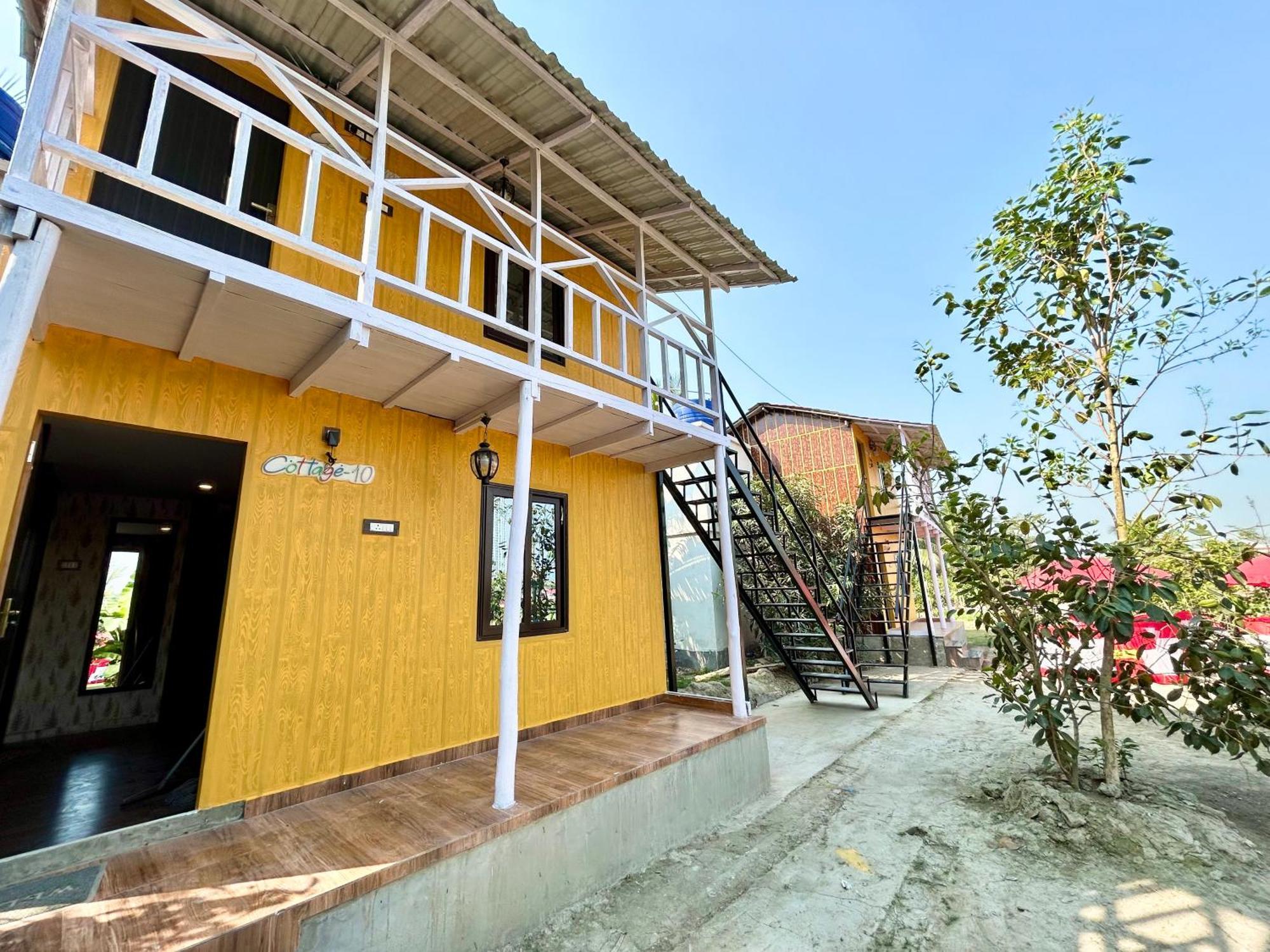Palli Bangla Resort, Near Ruby Hospital, Anandapur Колката Екстериор снимка